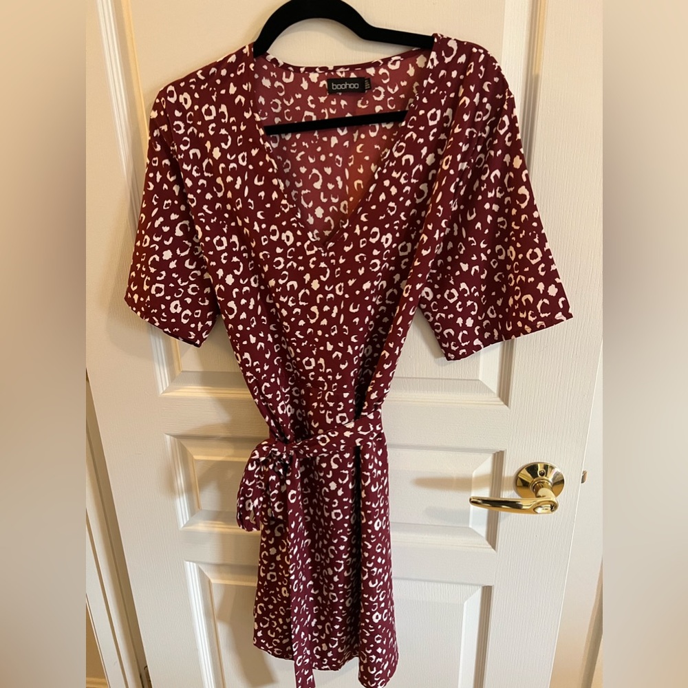 Red tshirt dress - Boohoo- Size 12